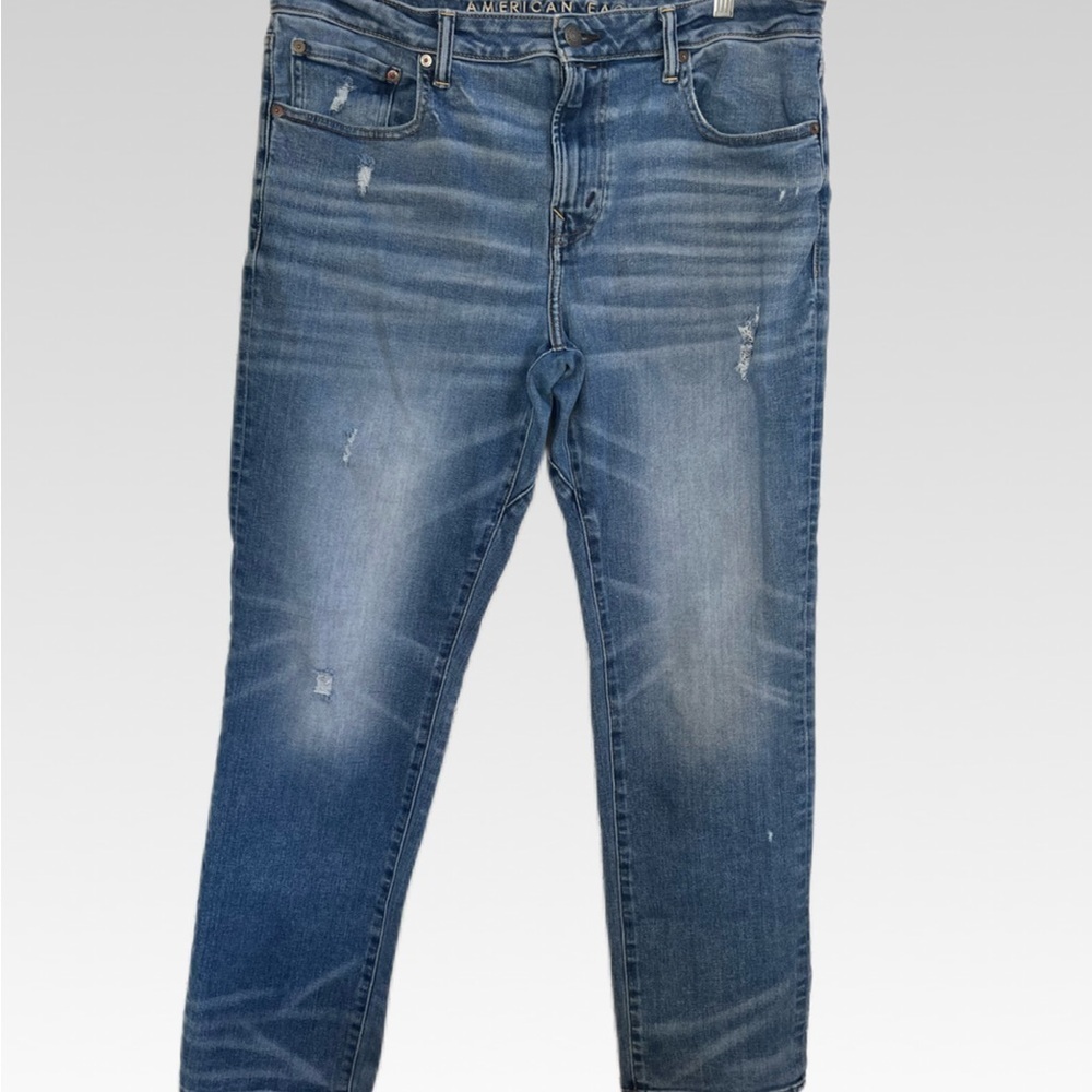 American Eagle Outfitters Distressed Blue stretch Jeans size 36X32